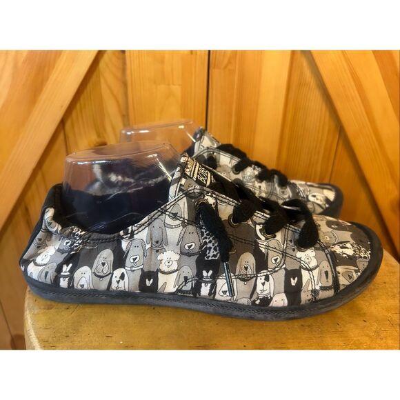 Bobs Skechers 9.5 Beach Style Dogs Puppies Black White Lace Up Memory Foam - Picture 1 of 8